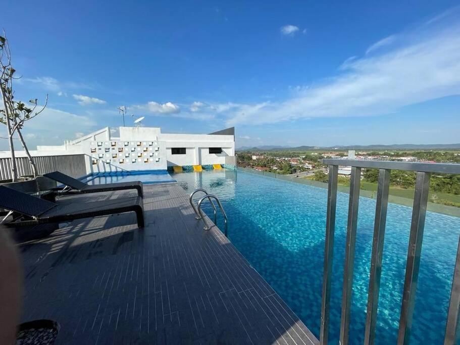 Myrumah Imperio Home , Alor Setar 3Br With Sky Infinity Pool Ngoại thất bức ảnh